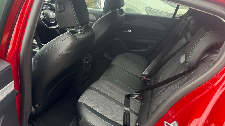 Peugeot 308 1.2 PureTech Allure Premium 5dr EAT8 Petrol Hatchback